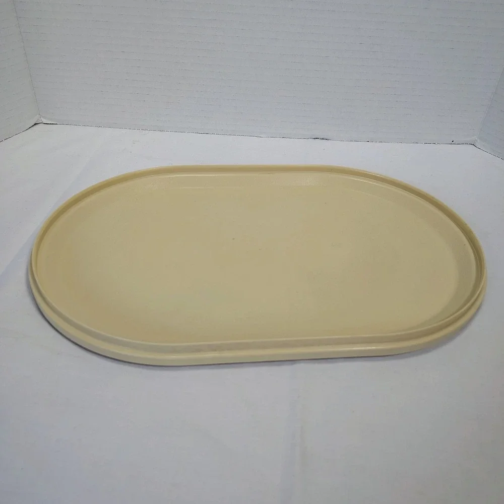 Vtg Tupperware‎  Server Harvest Gold Almond 3 Pc Divider & Lid #1326-#13281328