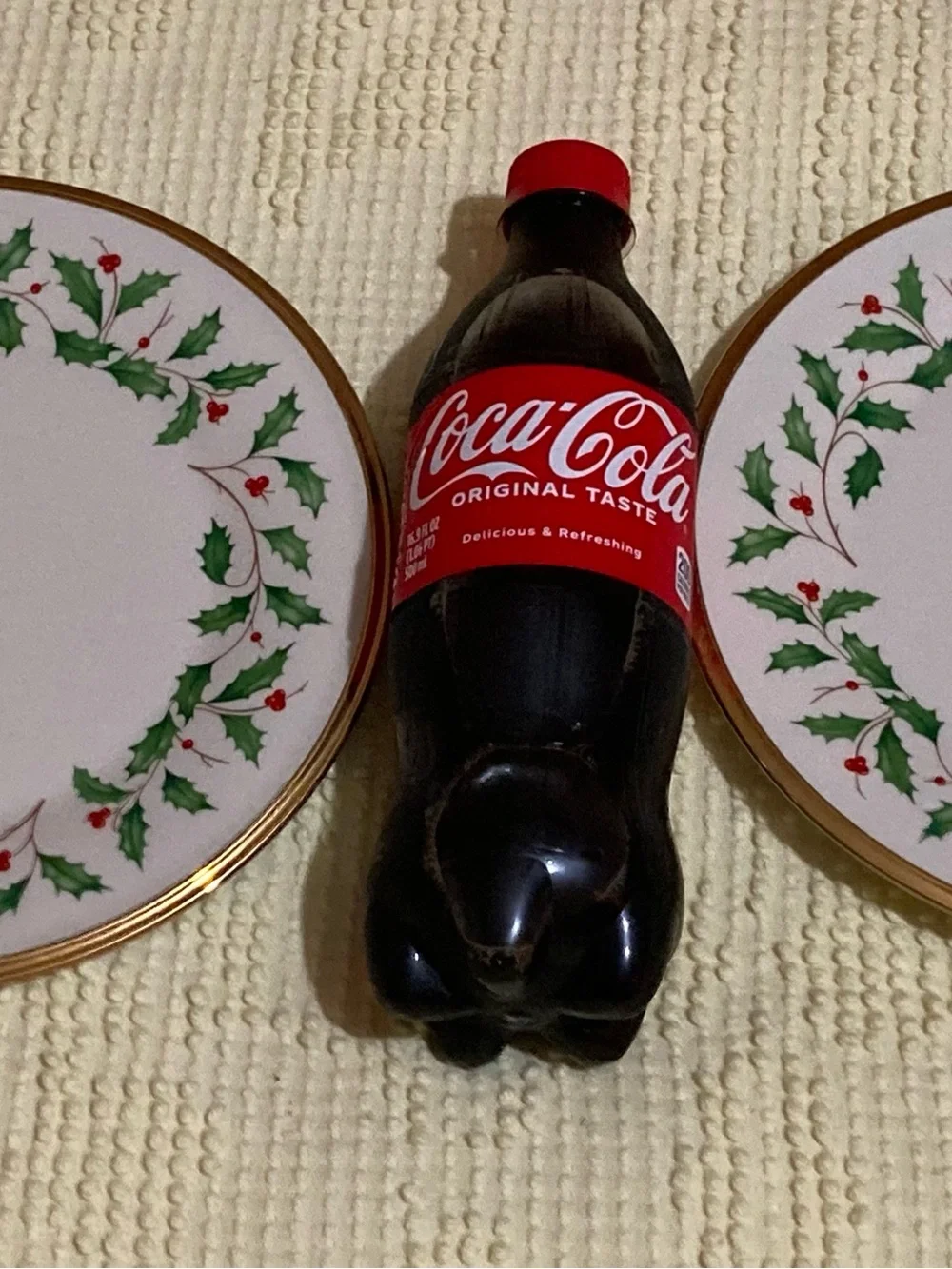 Lenox Holiday Holly Round Ceramic Salad Plates with Gold Rim