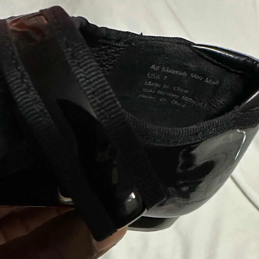 FREESTYLE ( by‎ DANSKIN ) girls tap shoes Size 1