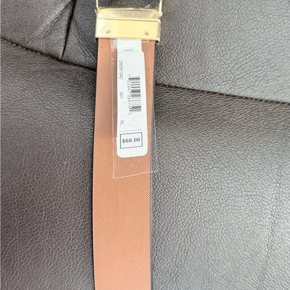 Michael Kors stylish belt