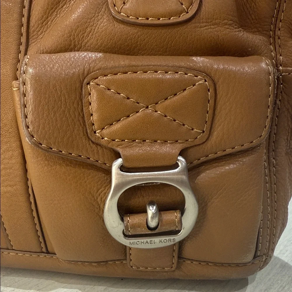 Michael Kors elegant brown