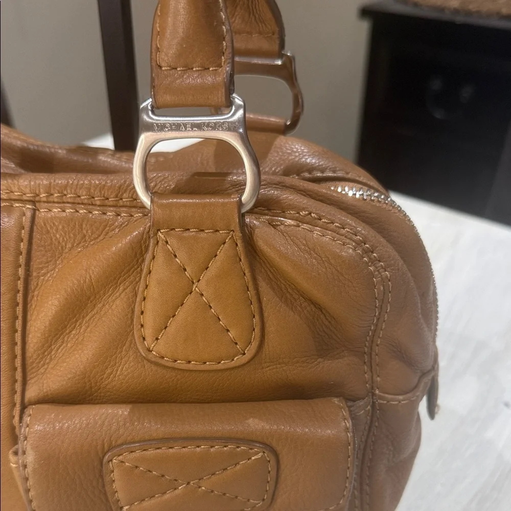 Michael Kors elegant brown