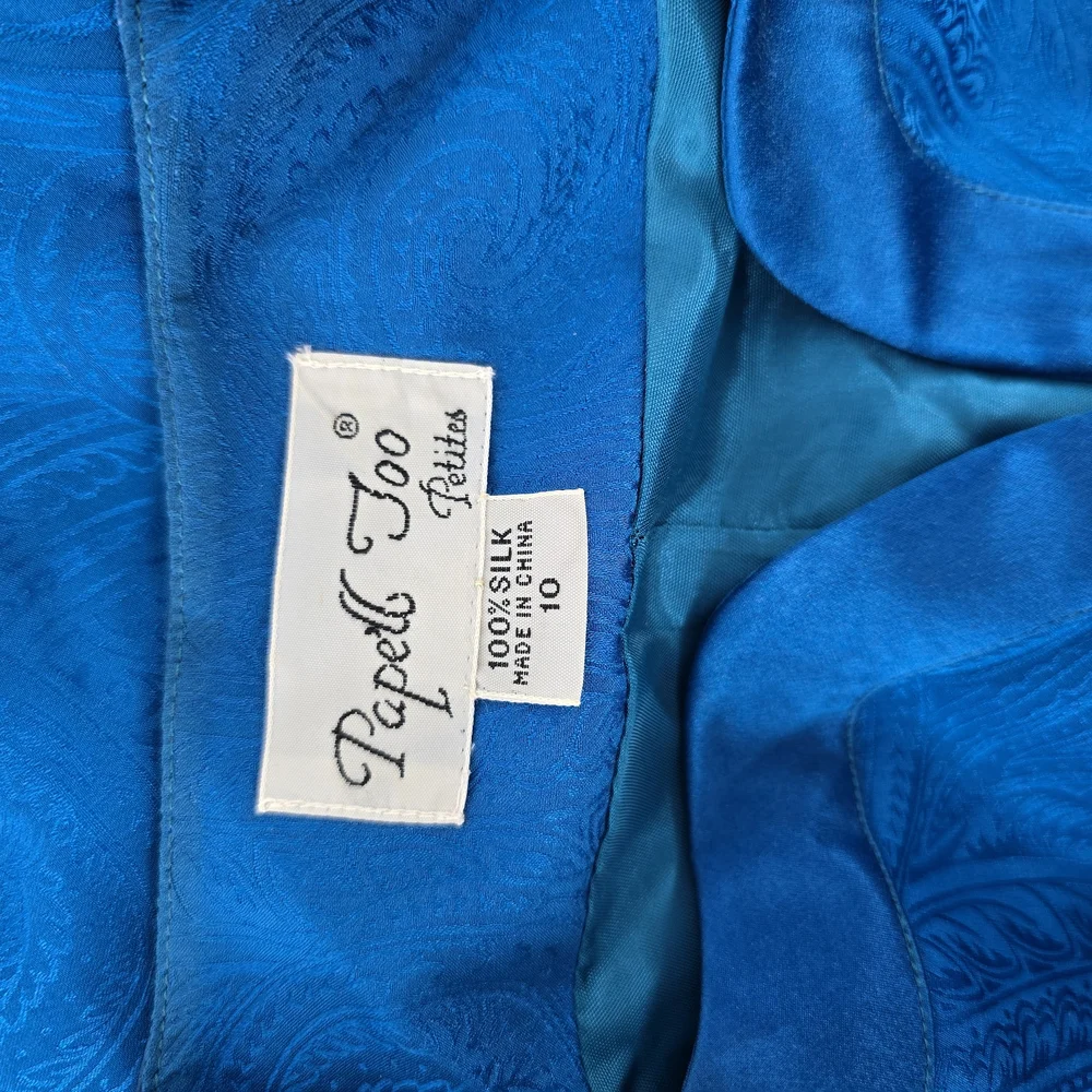 Papéll Too Petites this stylish