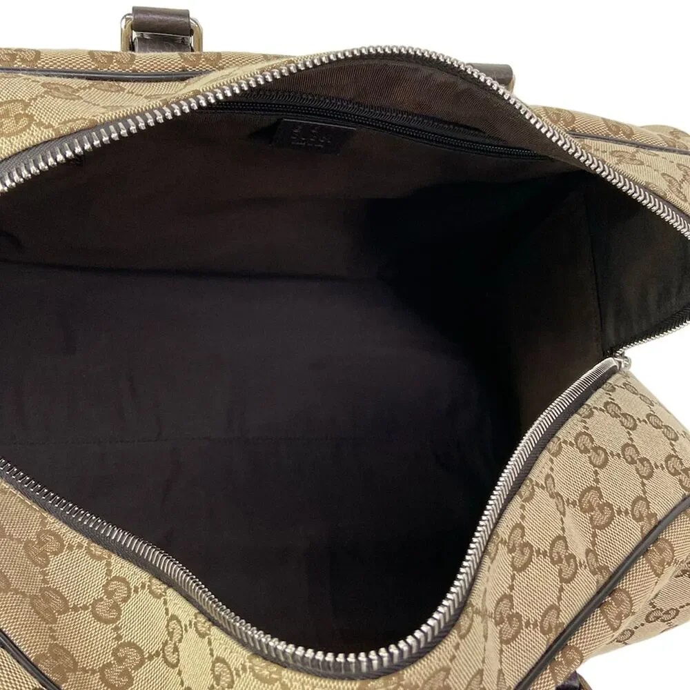 Gucci brown accessories model