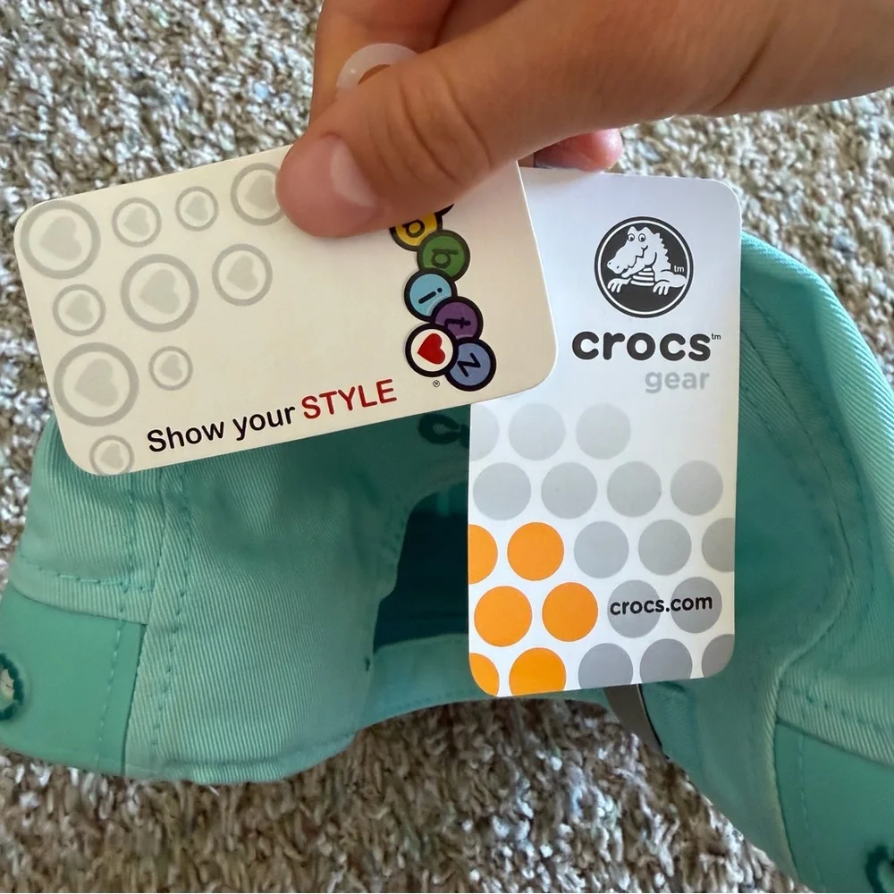 NWT CROCS Cap Hat With Logo Sea Foam Youth Size