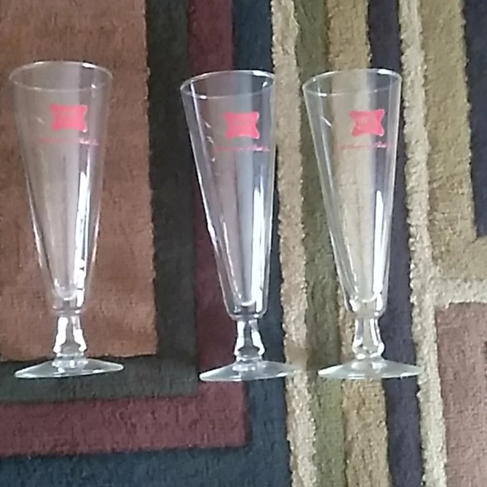 Vintage 🥂 set