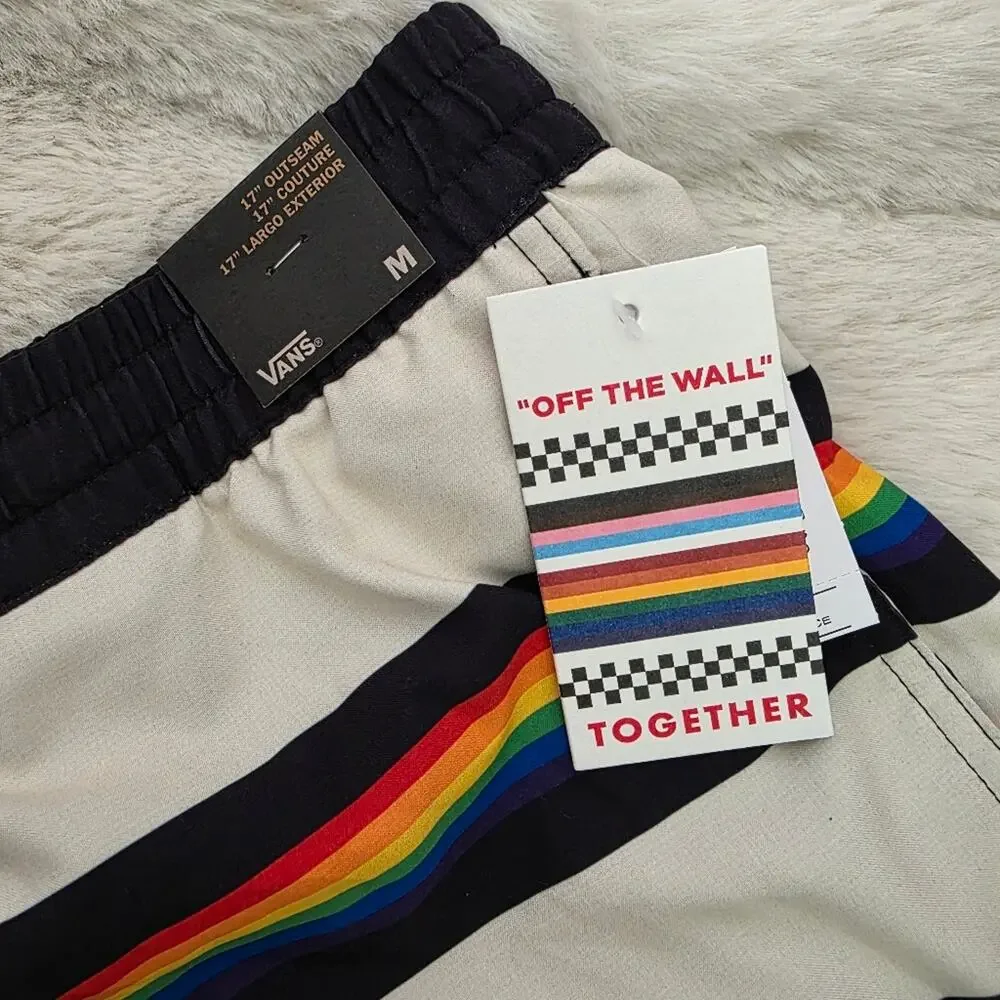 Vans collection tags trunks