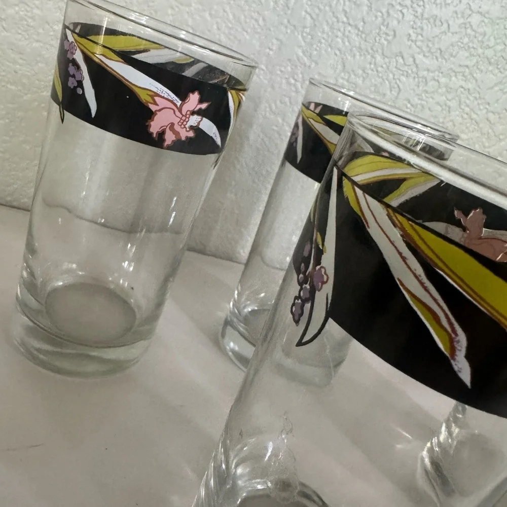 N/A set glass