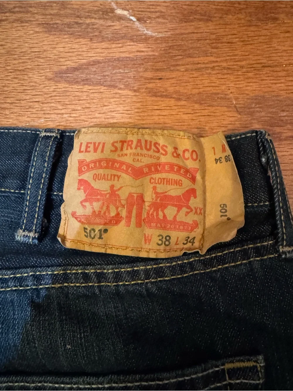 Levis 501 straight