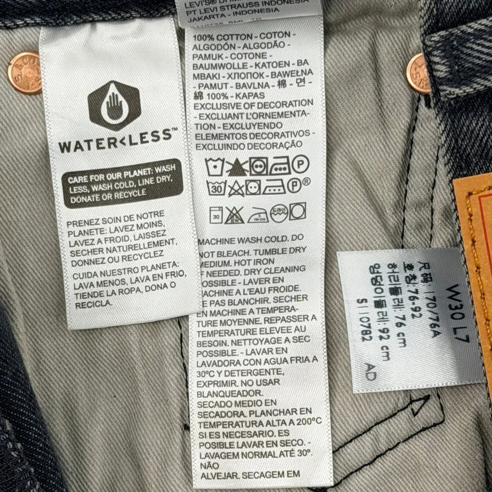 Levis new tags