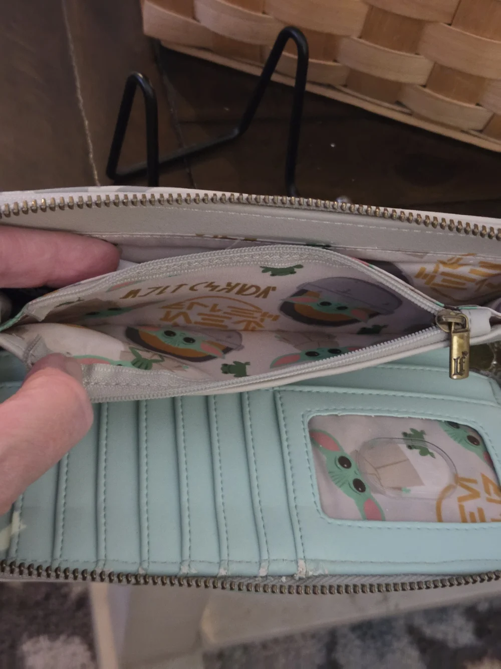 Loungefly zip wallet