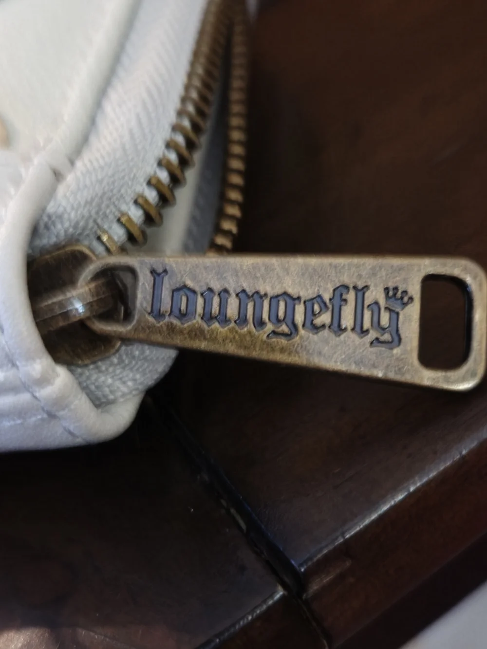 Loungefly zip wallet