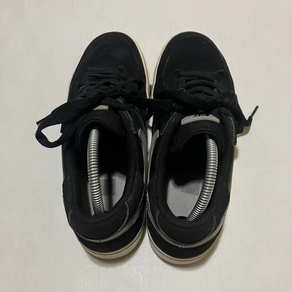 Nike pre owned