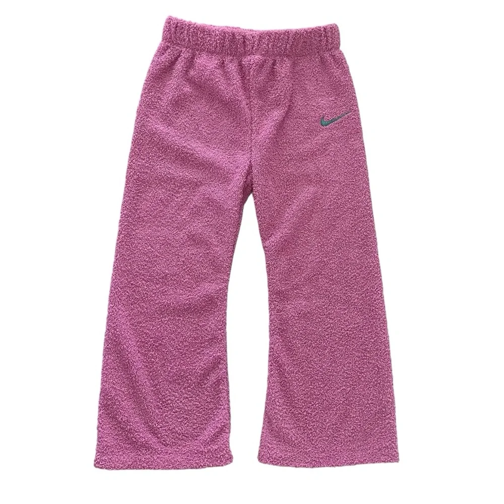 Nike adorable cozy