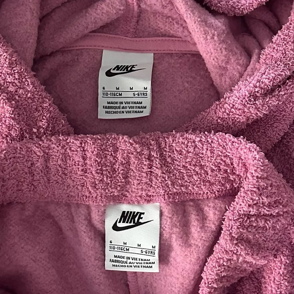 Nike adorable cozy