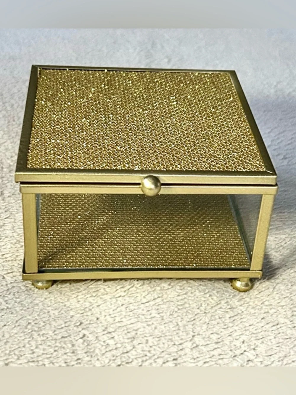 Fabulous Diamonds add some
