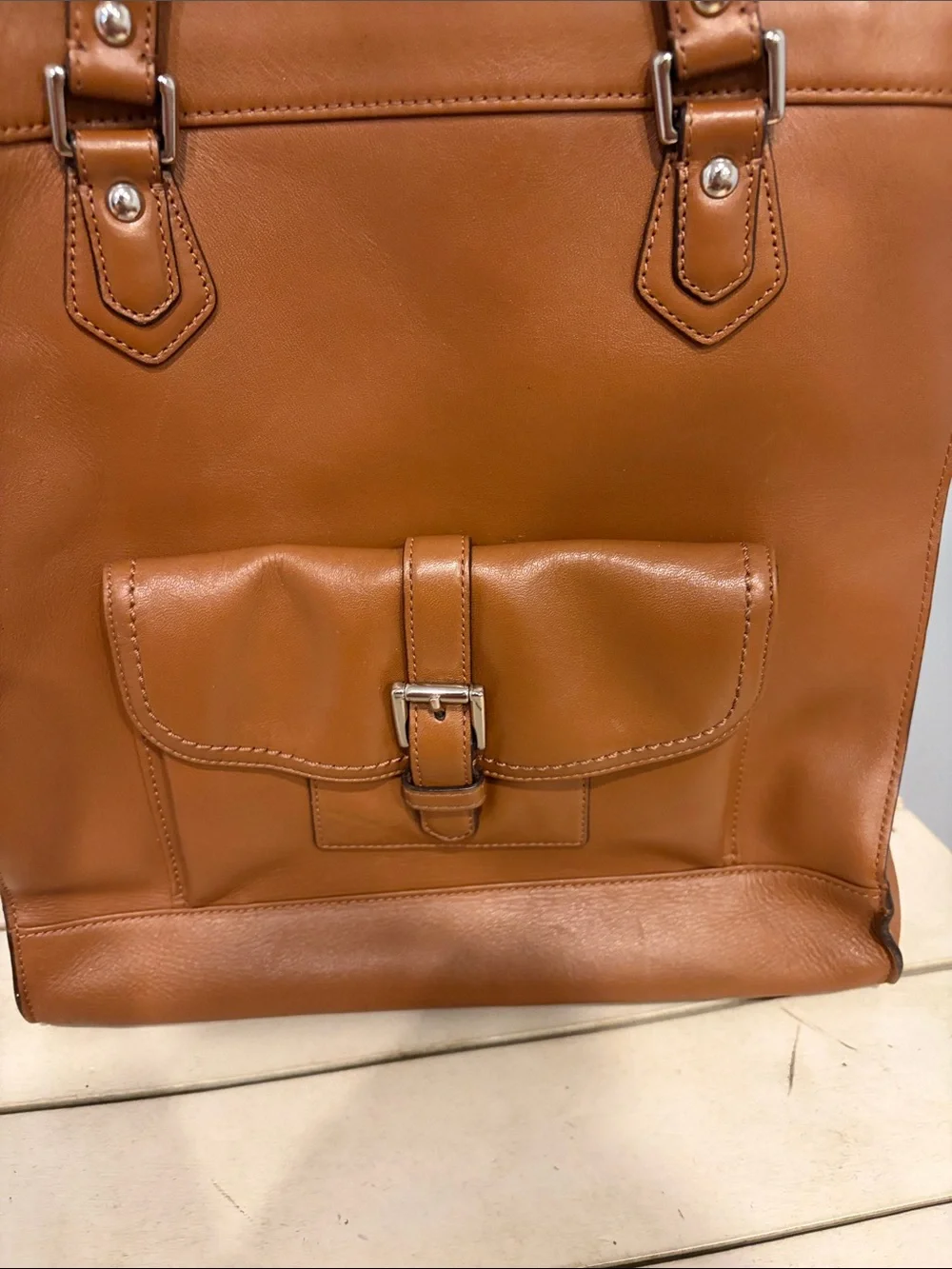 Coach Classic Tan Leather Tote Bag - Versatile Everyday Carry