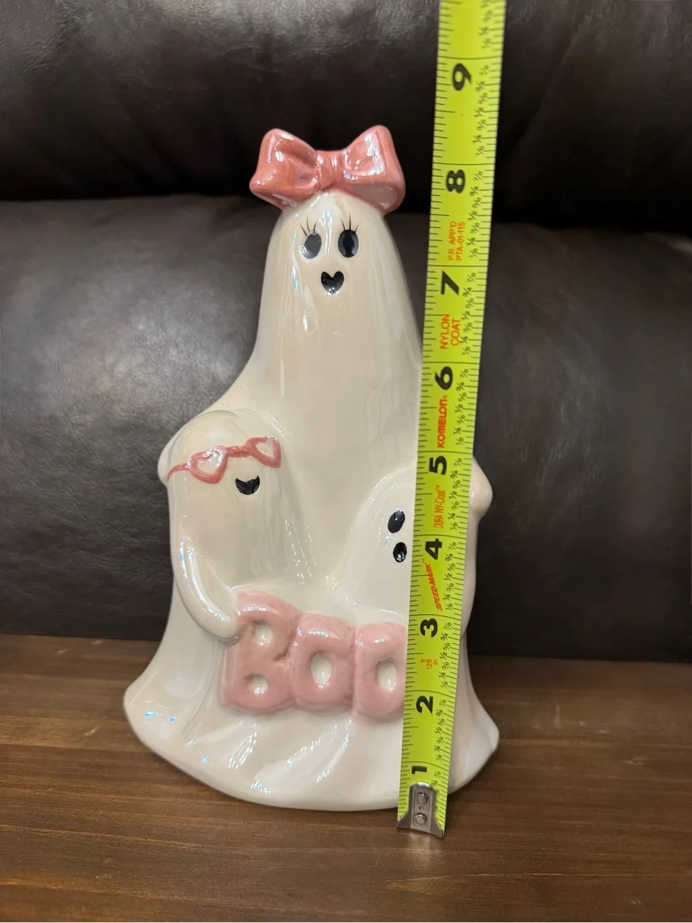 N/A features figurine styling