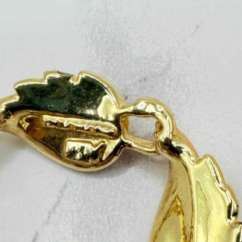 Coro vintage brooch