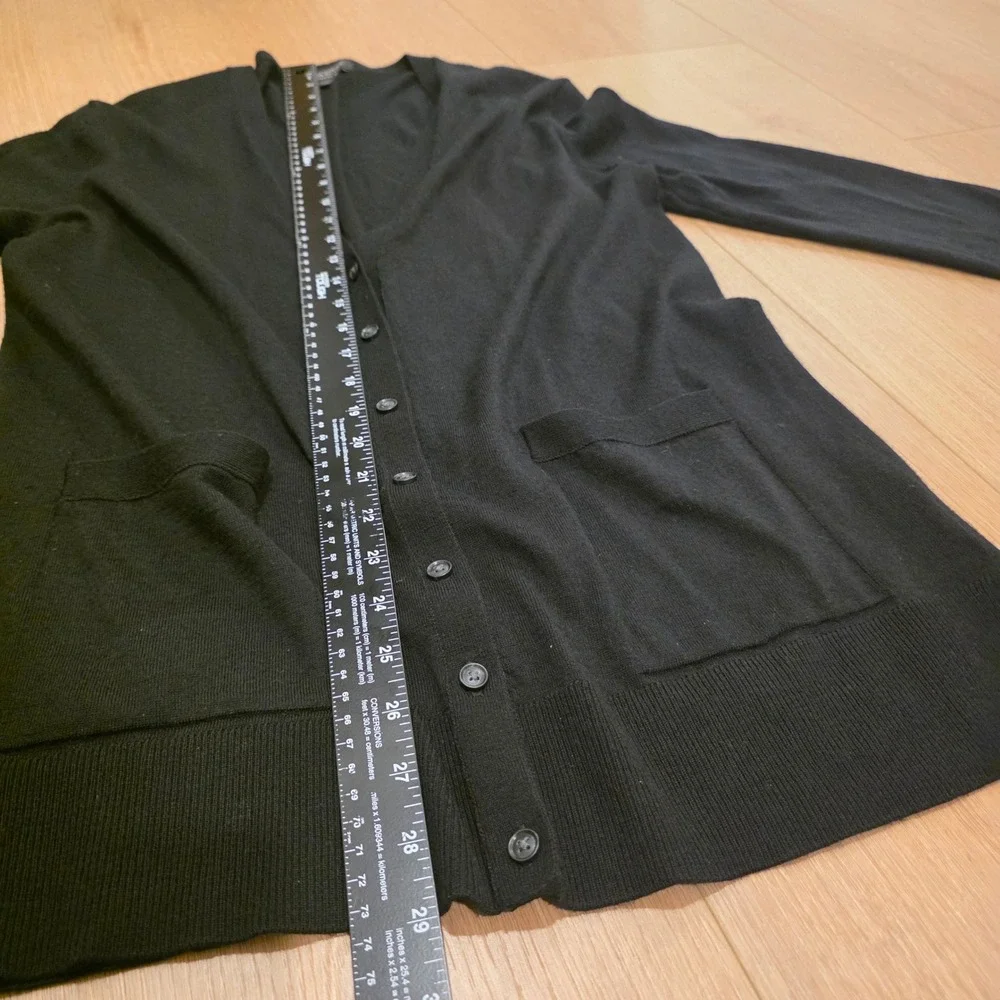 Banana Republic classic button