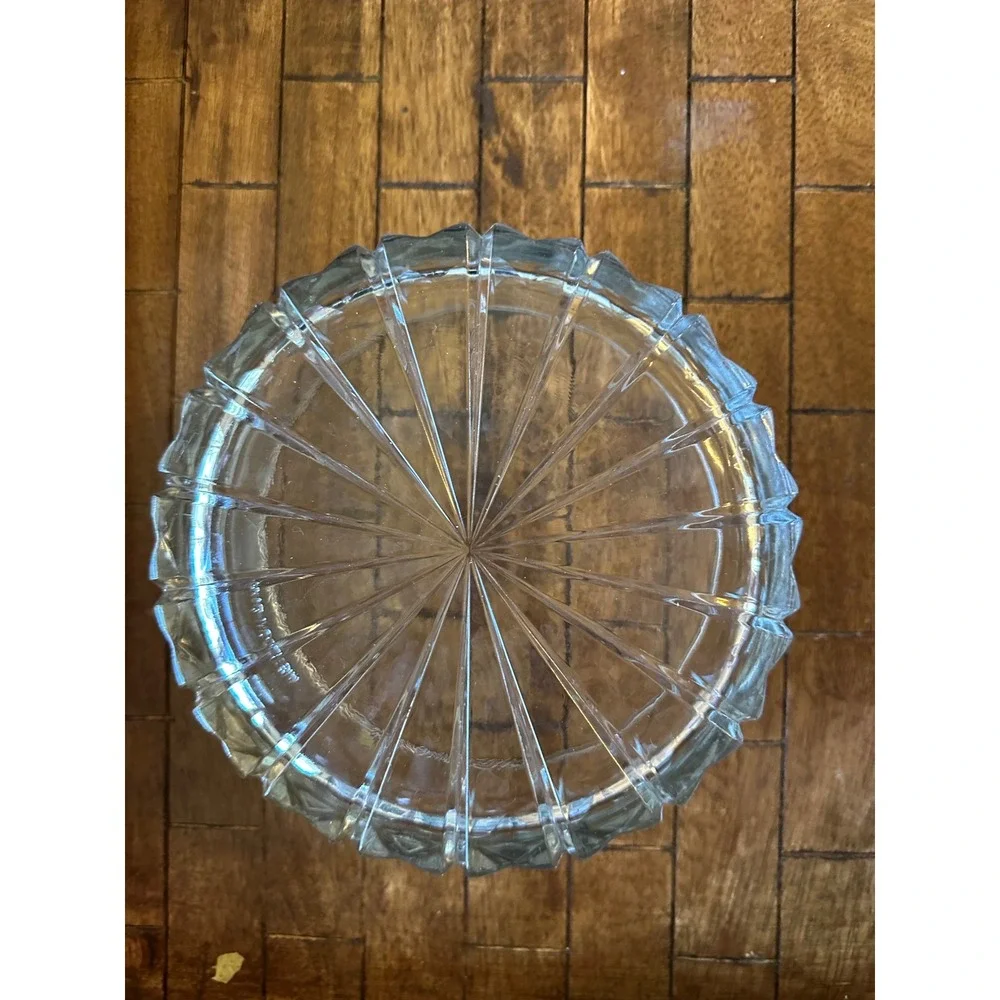 KIG Indonesia Clear‎ Pressed Glass Sunburst Round Serving Bowl 6 Inch