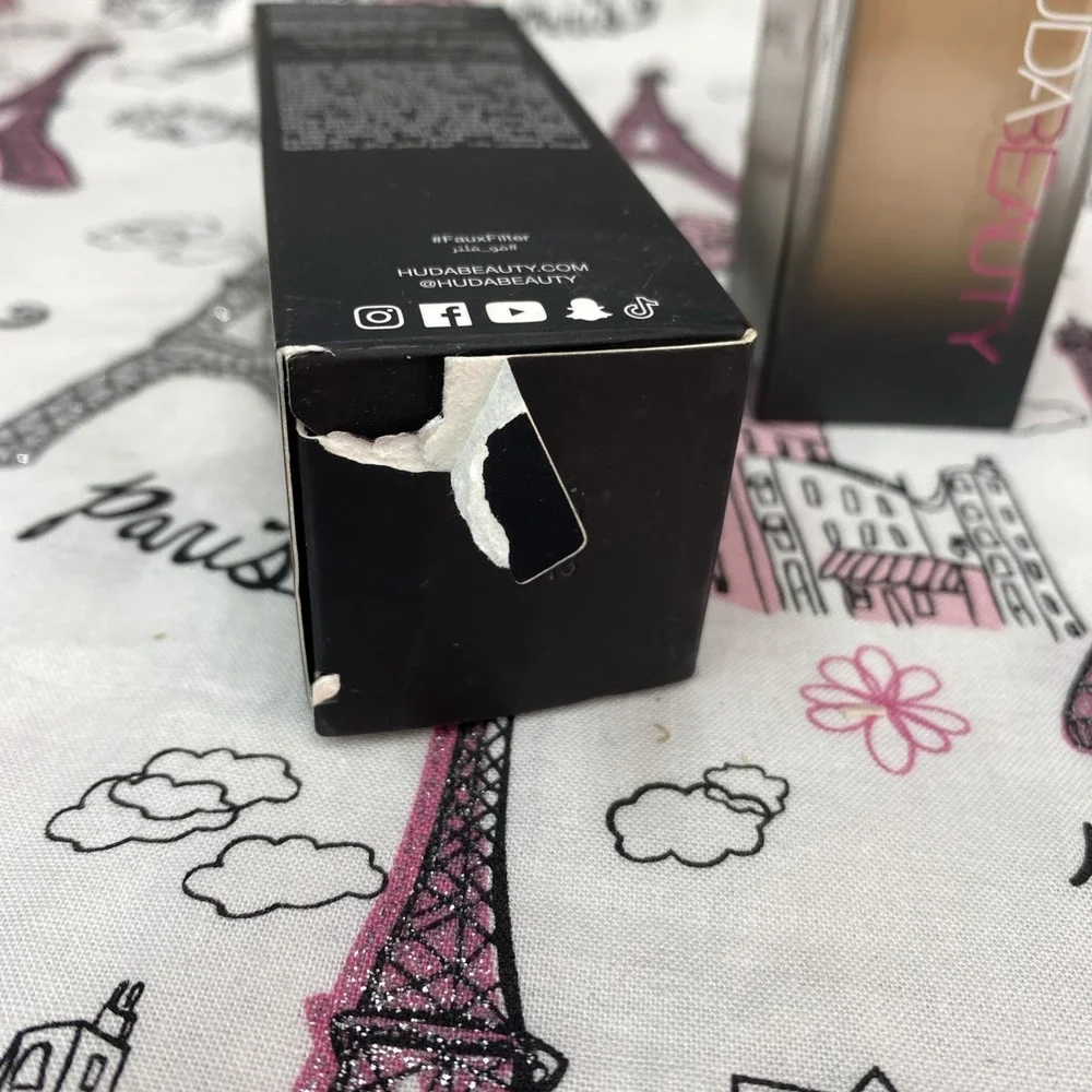Huda Beauty FauxFilter Luminous Matte Liquid Foundation CASHEW 140G  Read Descri