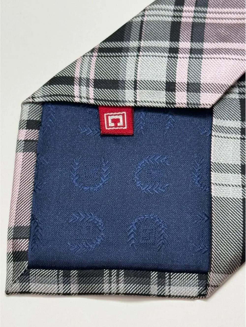 Chaps 100% Silk Tie In Pink And Grey‎ Plaid