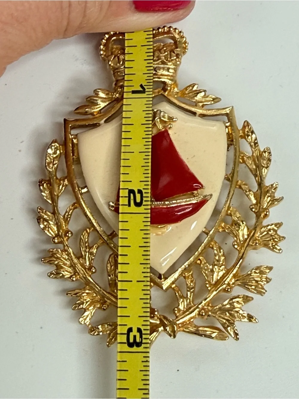 Crest vintage crown