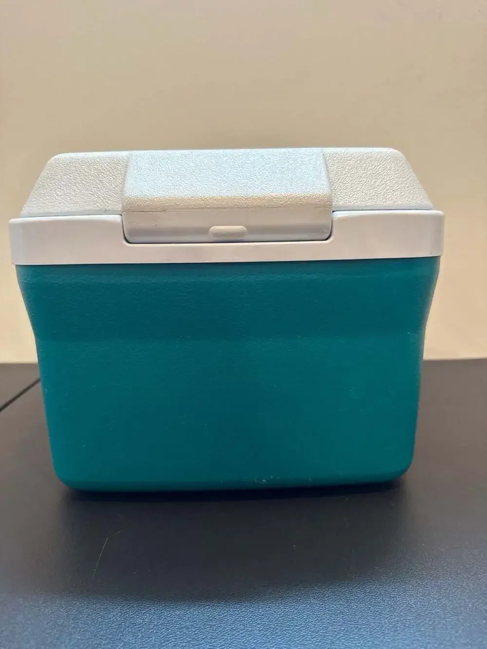 Rubbermaid reposhing this