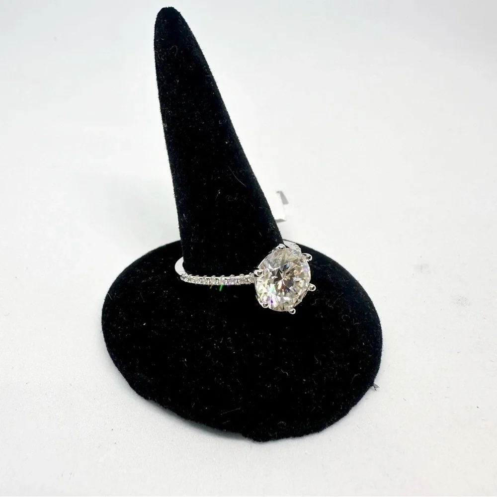 Ring new gra