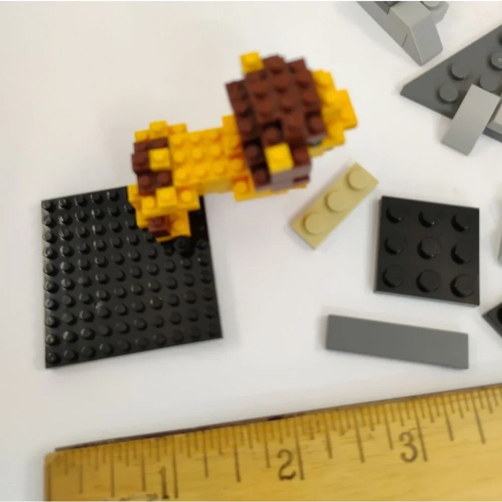 Lego pieces lion