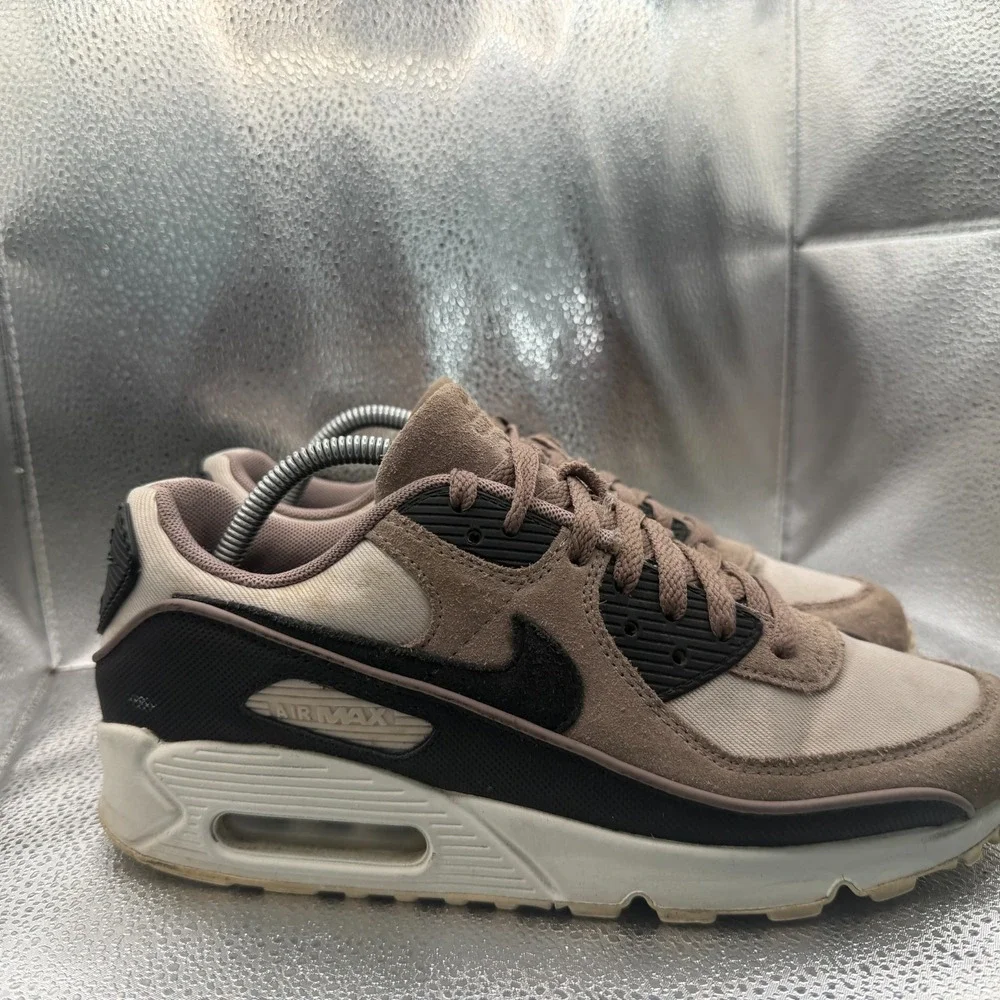 Nike rubber making functional