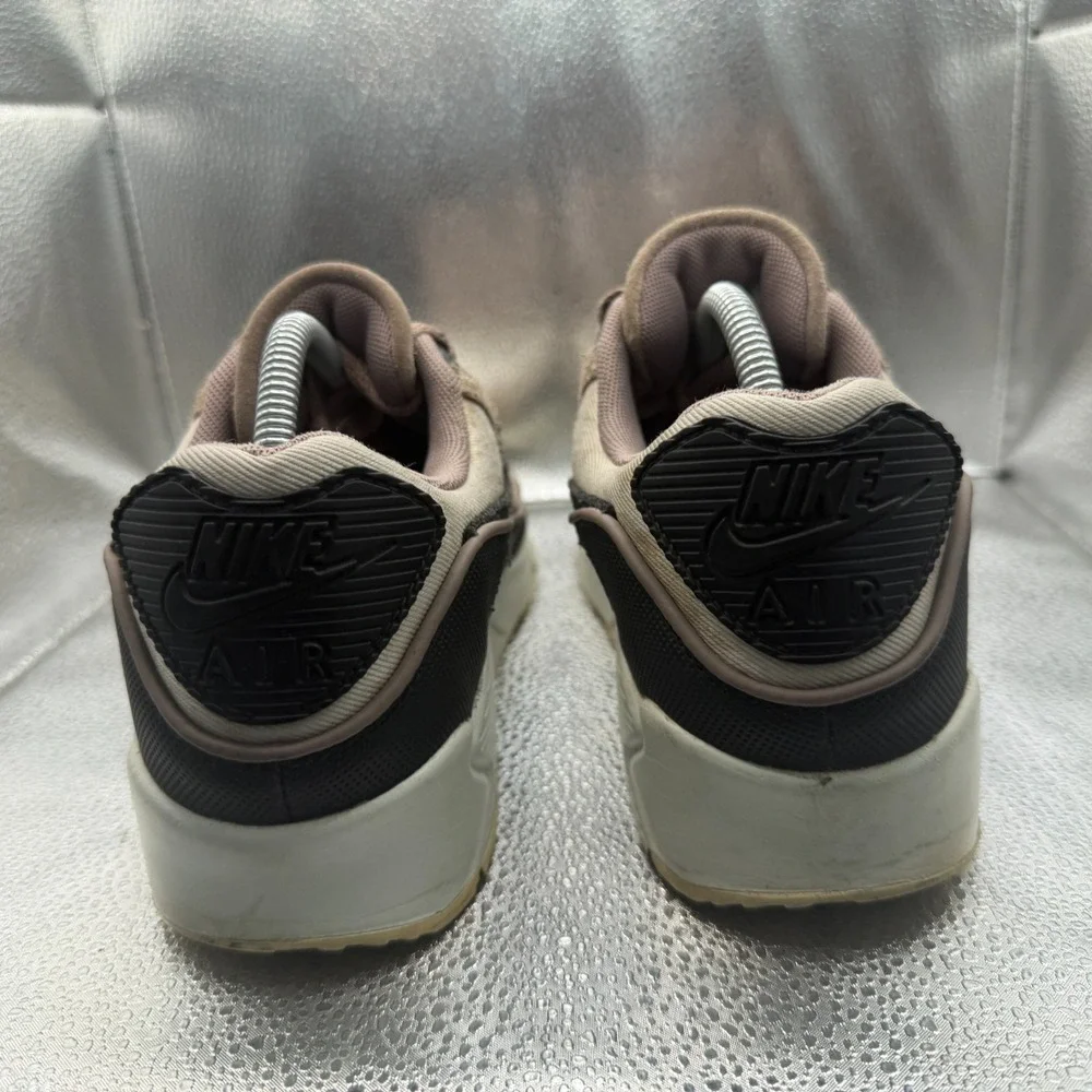 Nike footwear casual shaft