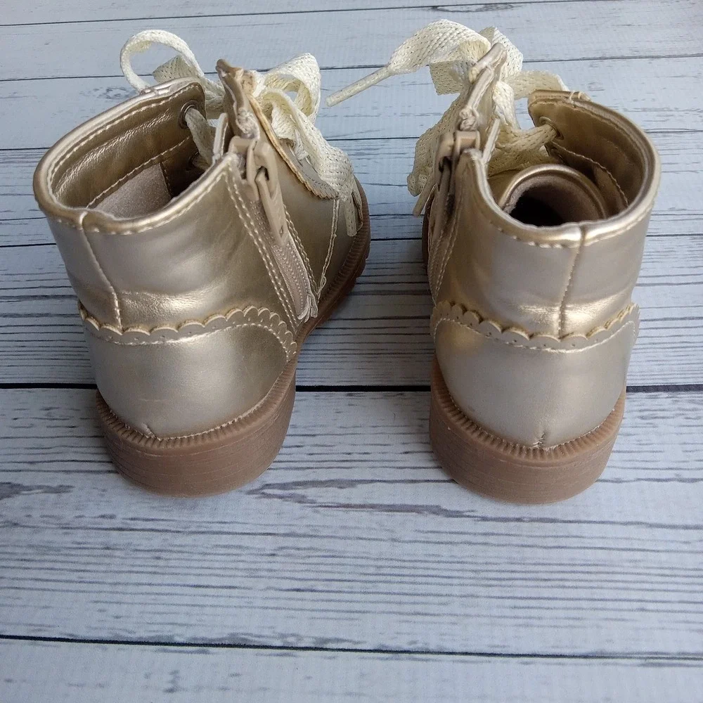 GAP adorable footwear
