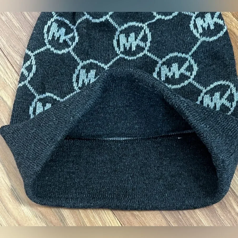 Michael Kors Logo Knit Beanie Hat Gray