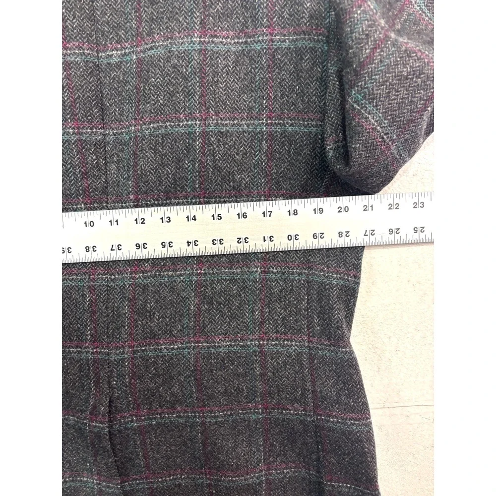 Stanley Blacker actual measurements