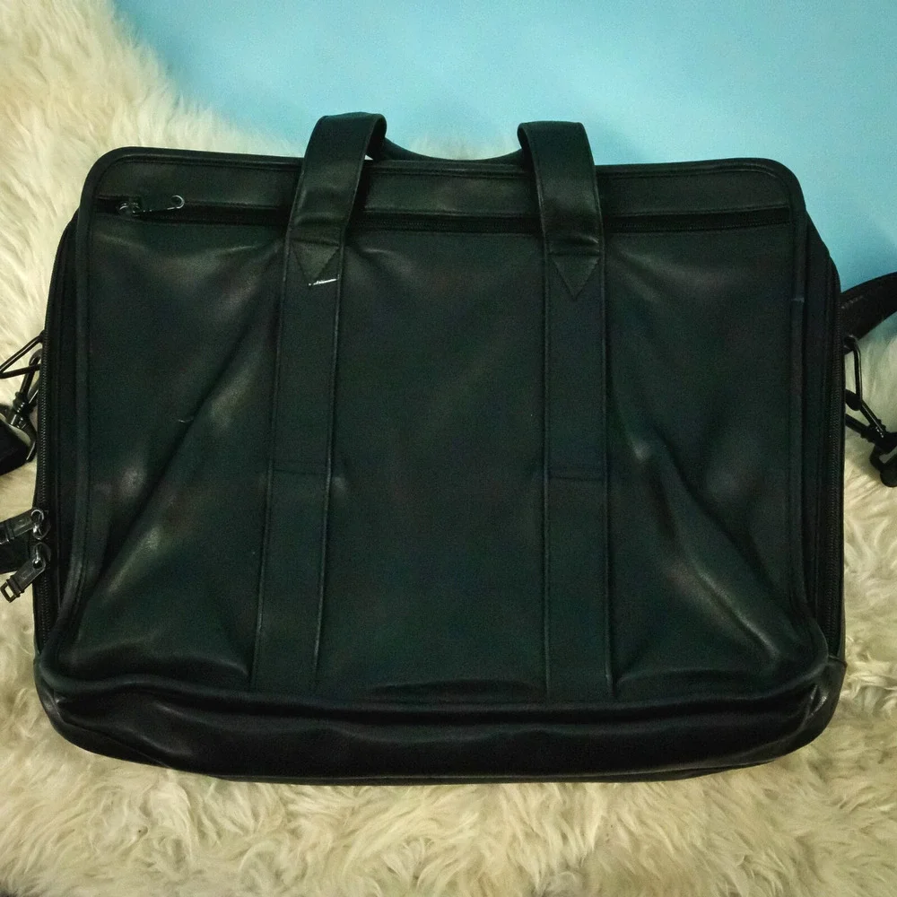 Tumi see strap white