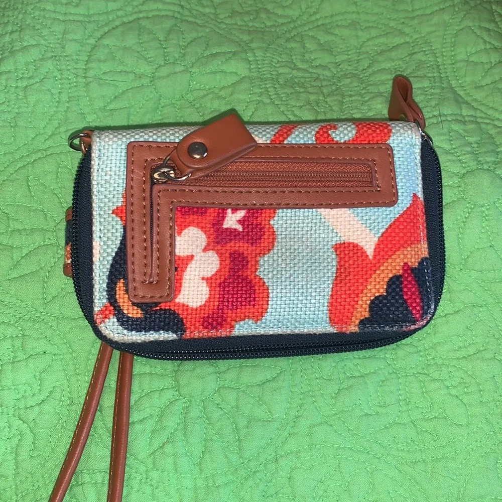 Spartina 449 compact wristlet