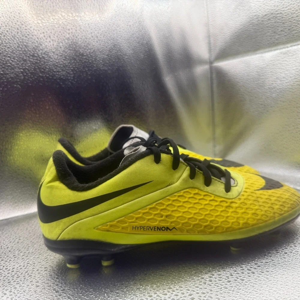 Size 6Y Nike Hypervenom Phelon FG Yellow Black Kids‎ Soccer Cleats 599062-700