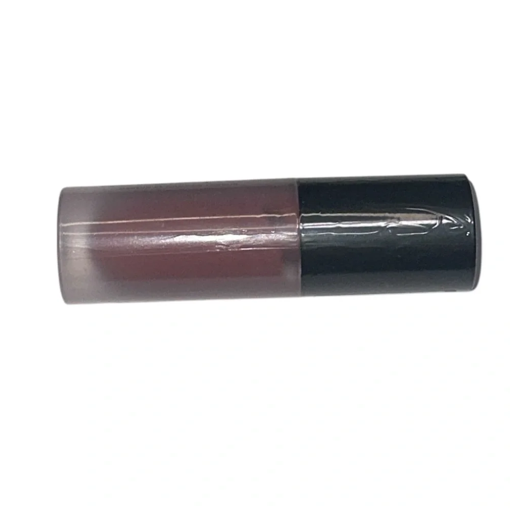 Makeup Revolution enhance your