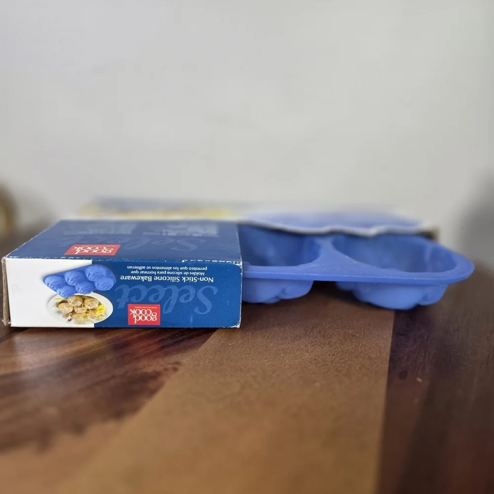 Good Cook 6 Cup Mini Rose Cupcake Pan Blue Silicone Rose Mold Bakeware