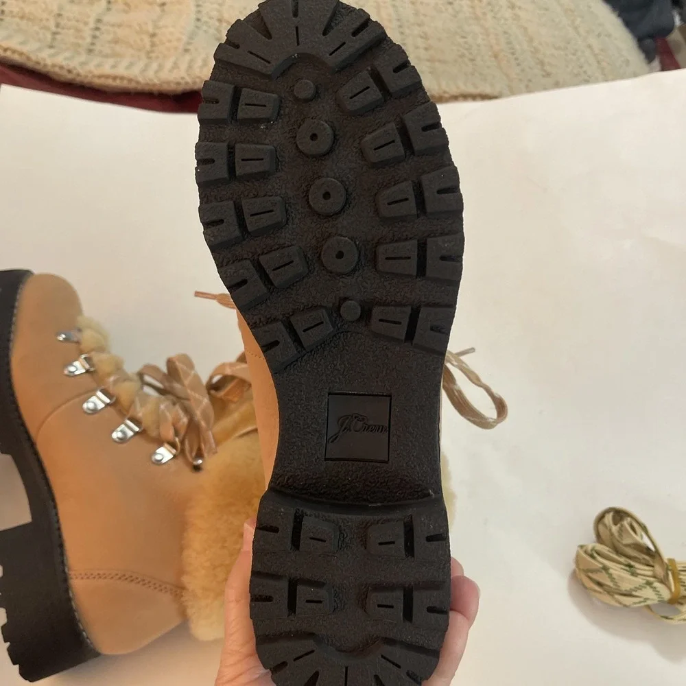 J. Crew read these