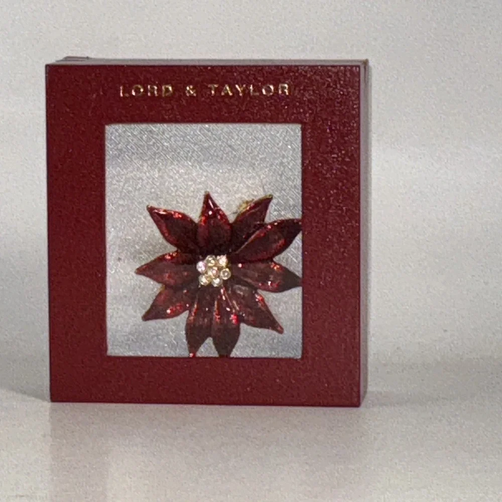 Lord & Taylor lord taylor
