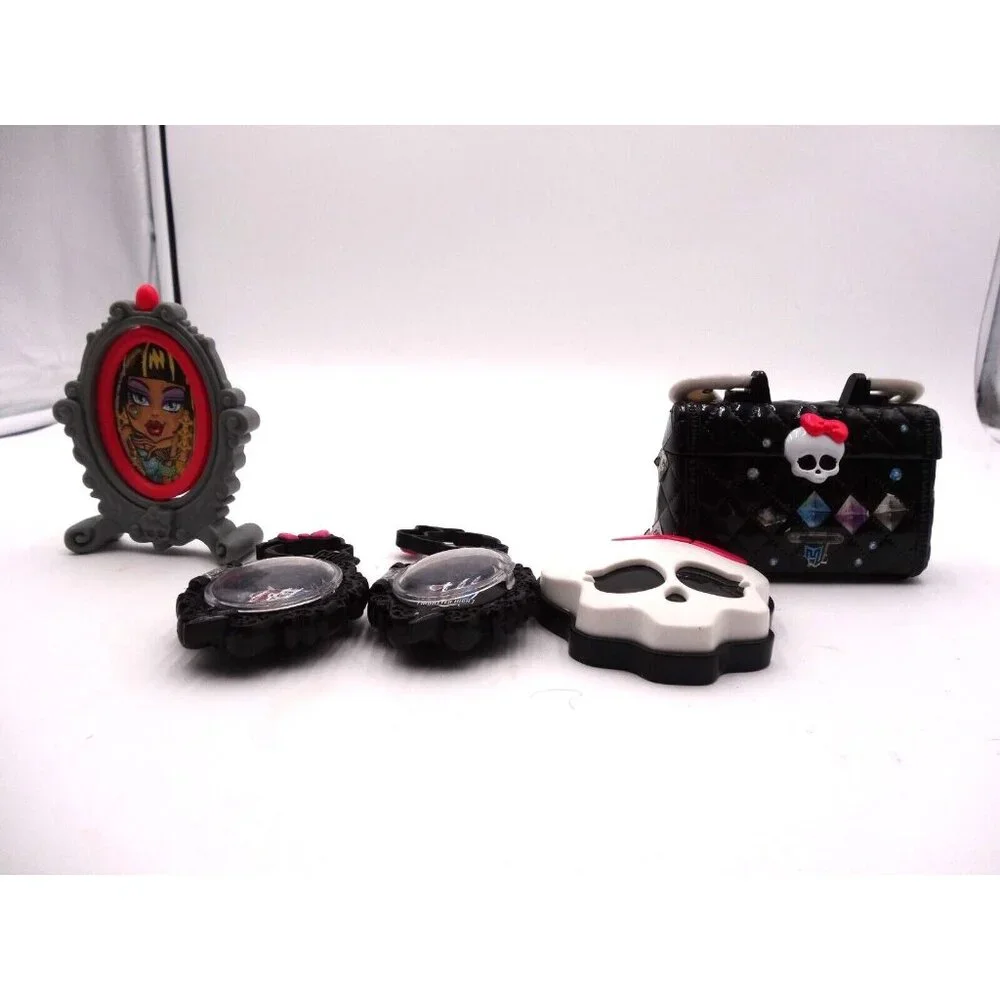 Monster High  MCDonalds Happy Meal Handbag/Purse Pendant Keychain Locket Fortune