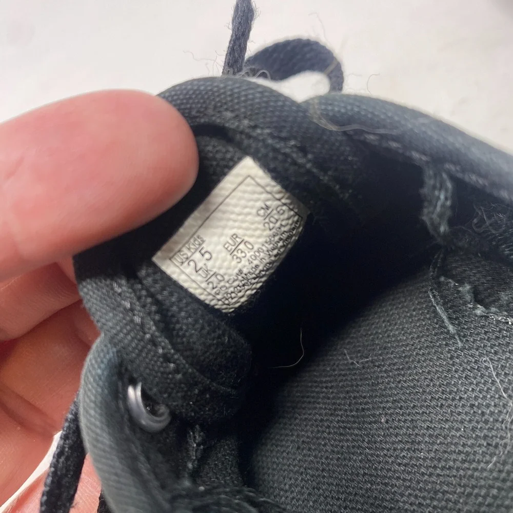 Vans description shoes