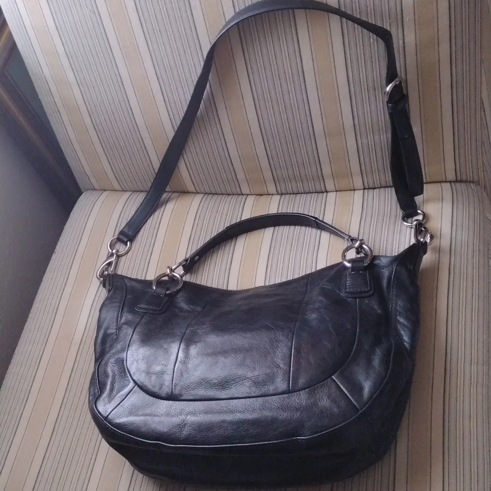 Coach elegant black