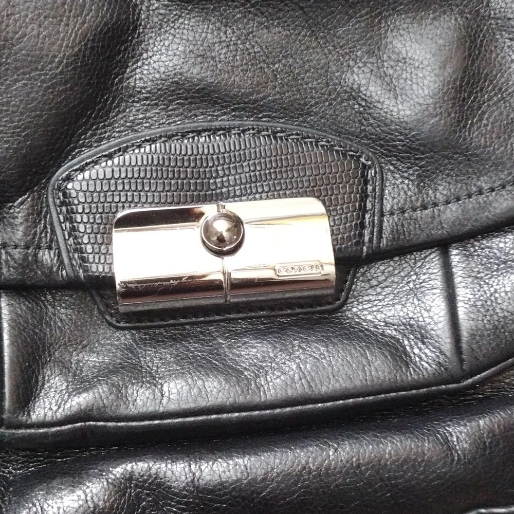 Coach elegant black