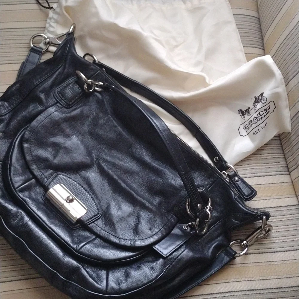 Coach elegant black