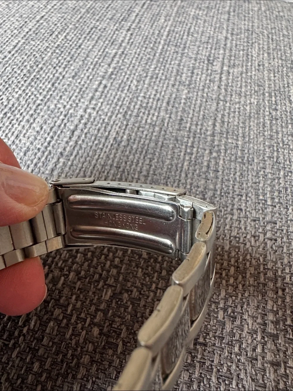 Quartz men’s stainless