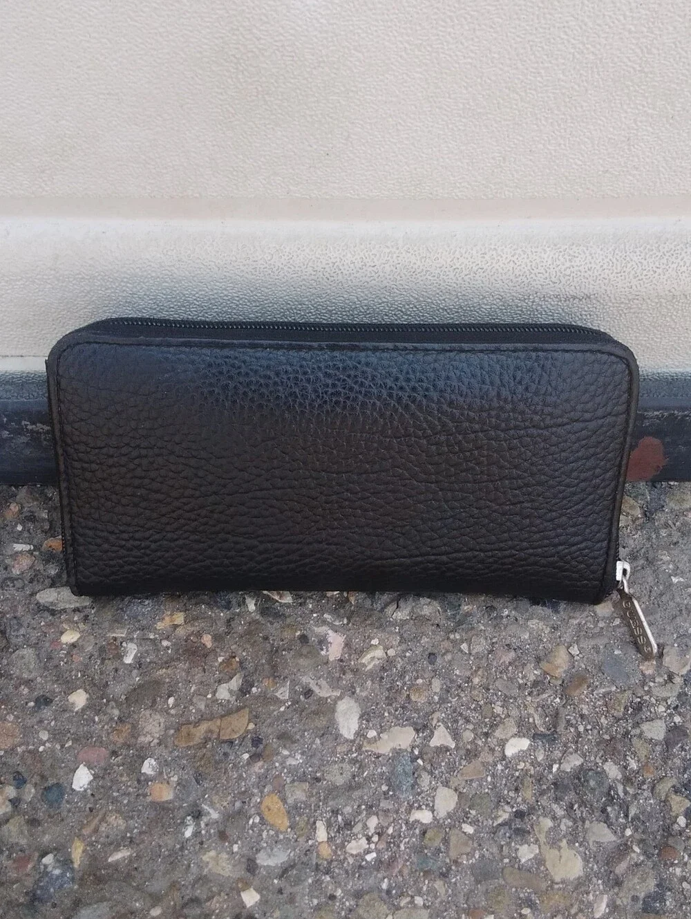 Guess classic zip